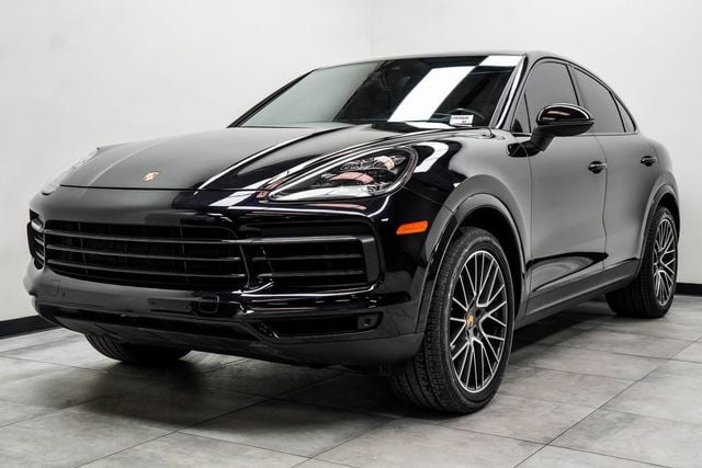 2020 Porsche Cayenne Coupe AWD - 22980813 - 3