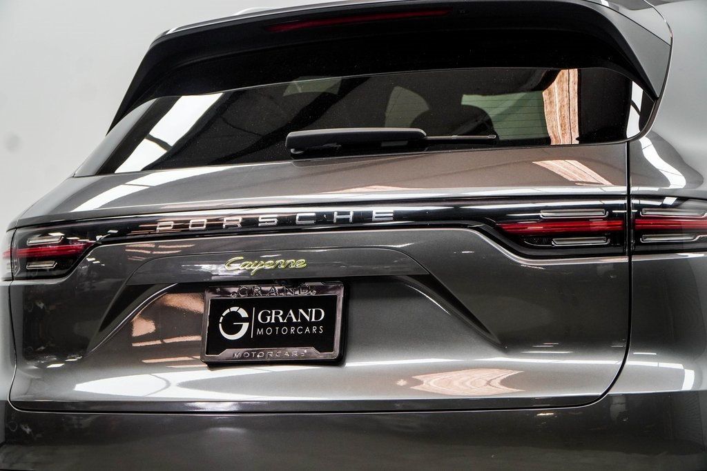 2020 Porsche Cayenne E-Hybrid Base photo 12