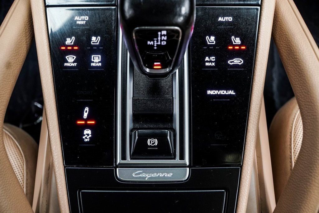 2020 Porsche Cayenne E-Hybrid Base photo 21