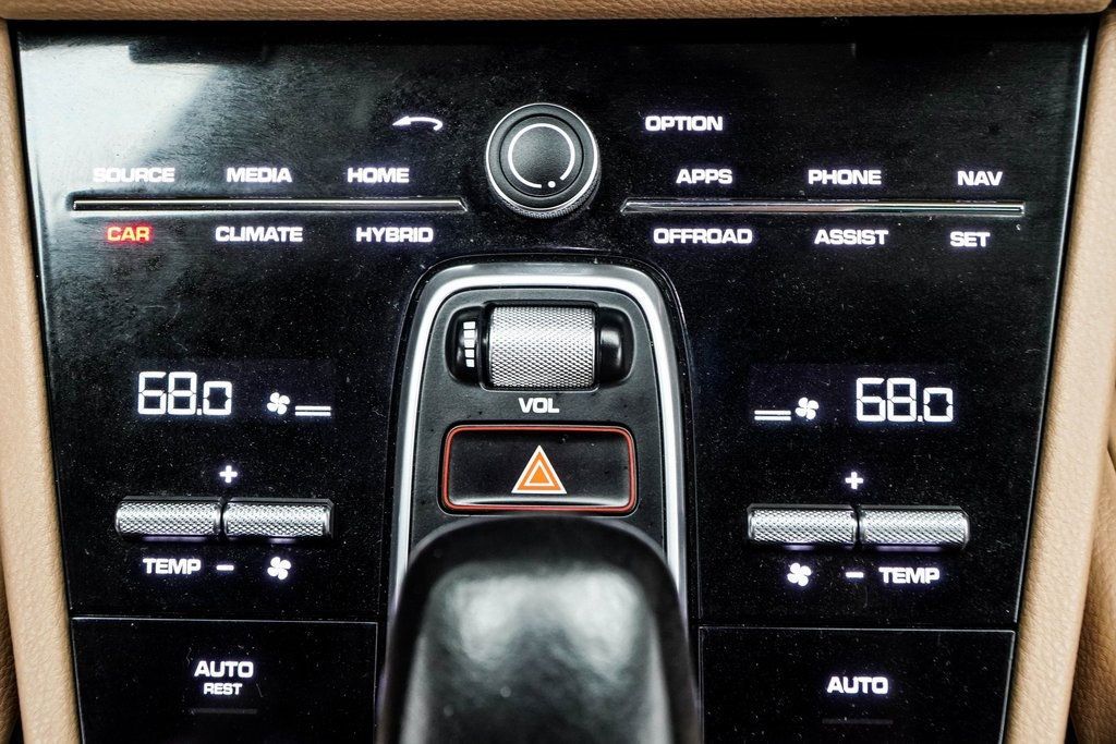 2020 Porsche Cayenne E-Hybrid Base photo 22