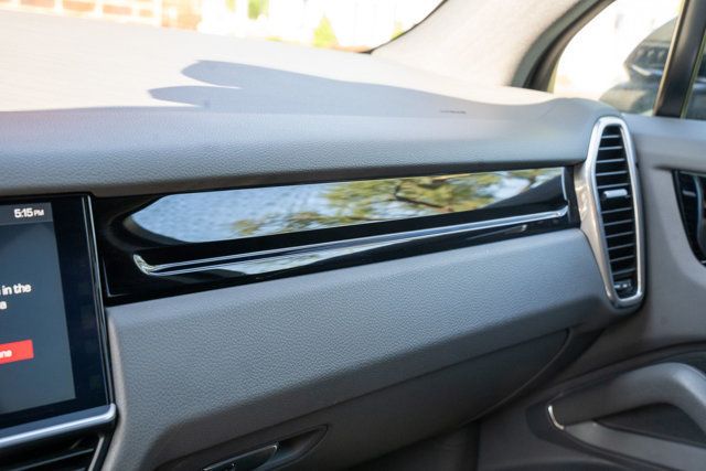 2020 Porsche Cayenne LocalTrade/MSRP$86220/PremiumPkg/Heated&CooledSeats/PanoRoof/NAV - 23041718 - 44