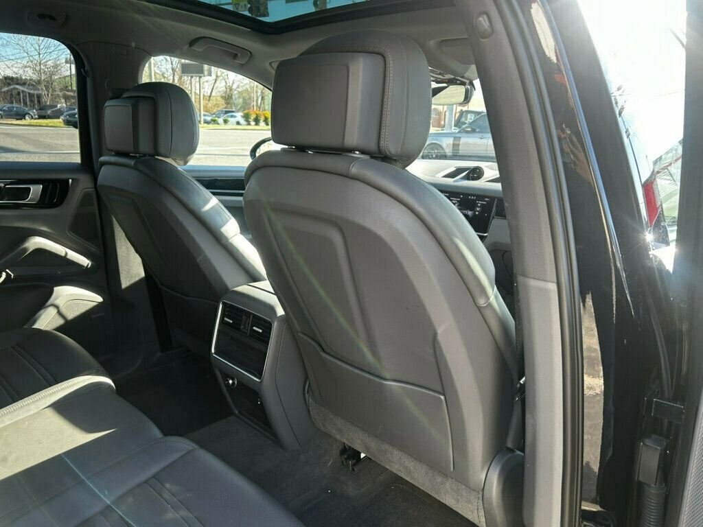 2020 Porsche Cayenne MSRP$85880/PremiumPkg/PanoramicRoof/LaneChangeAssist/NAV - 22969276 - 19