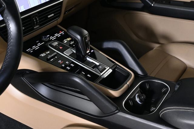 2020 Porsche Cayenne S - 22954223 - 26