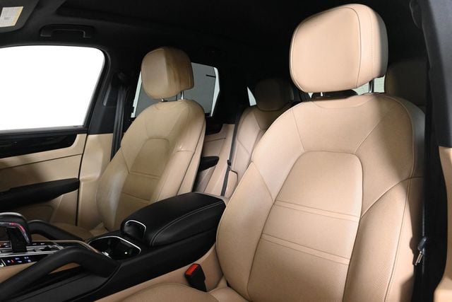 2020 Porsche Cayenne S - 22954223 - 4