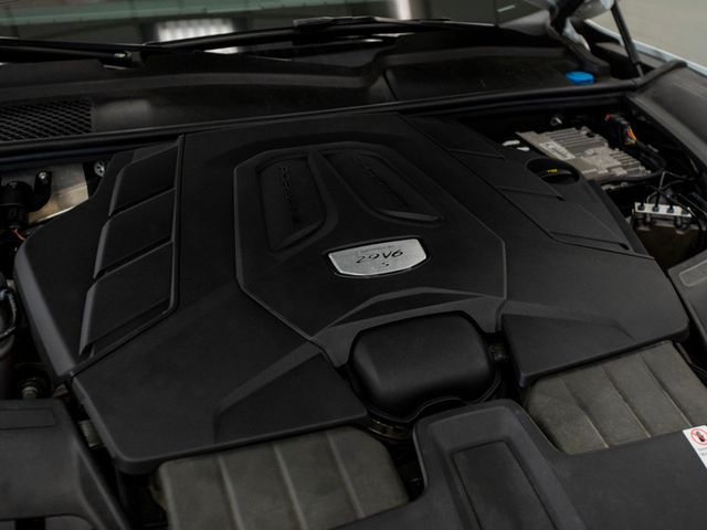 2020 Porsche Cayenne S AWD - 23014668 - 9