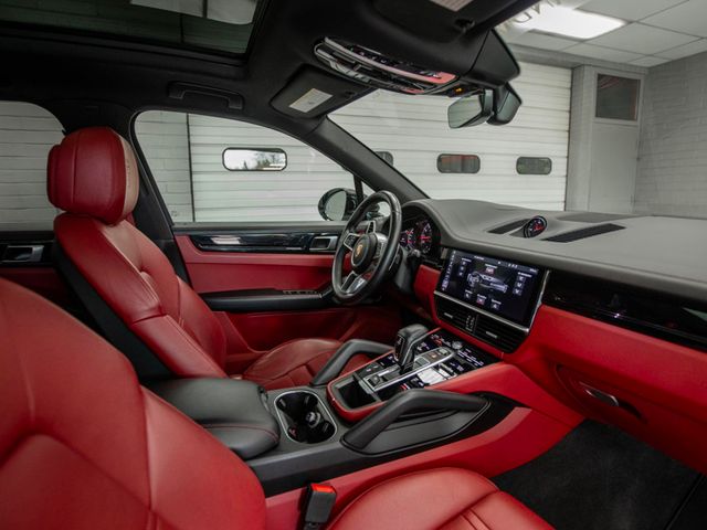 2020 Porsche Cayenne S AWD - 23014668 - 16