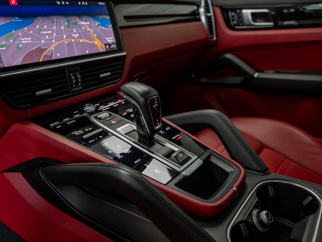 2020 Porsche Cayenne S AWD - 23014668 - 29