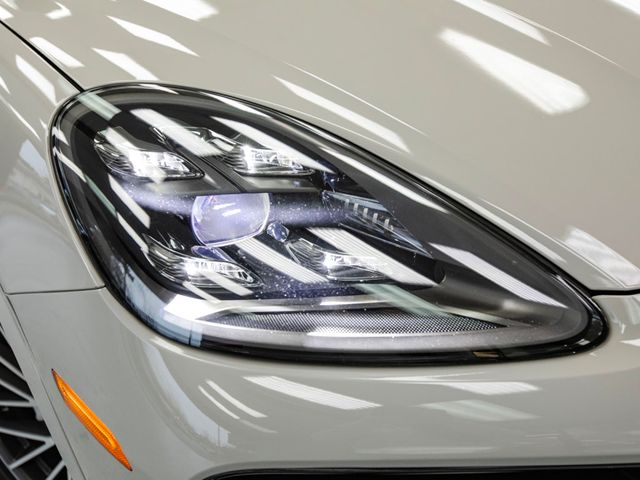 2020 Porsche Cayenne Turbo AWD - 22990015 - 9