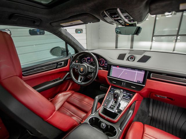 2020 Porsche Cayenne Turbo AWD - 22990015 - 16