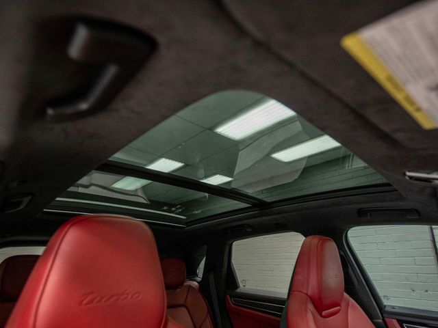 2020 Porsche Cayenne Turbo AWD - 22990015 - 29