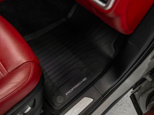2020 Porsche Cayenne Turbo AWD - 22990015 - 35