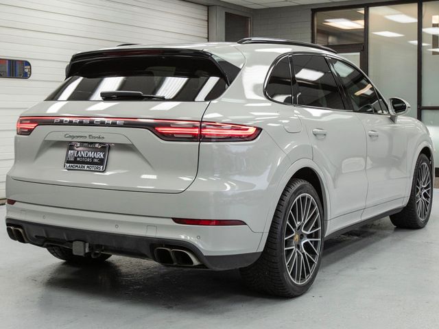 2020 Porsche Cayenne Turbo AWD - 22990015 - 39