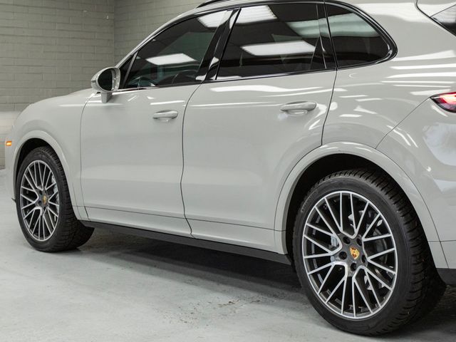 2020 Porsche Cayenne Turbo AWD - 22990015 - 44