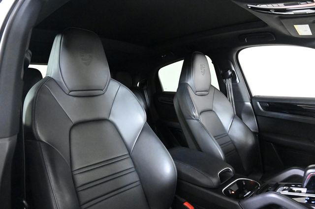 2020 Porsche Cayenne Coupe Coupe AWD - 22946652 - 17
