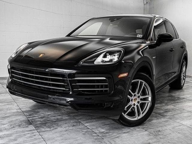 Used porsche deals cayenne hybrid