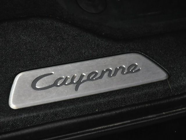 2020 Porsche Cayenne E-Hybrid Base - 23011169 - 14