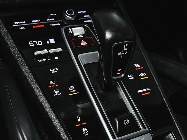 2020 Porsche Cayenne E-Hybrid Base - 23011169 - 32