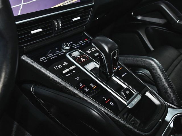 2020 Porsche Cayenne E-Hybrid Base - 23011169 - 44