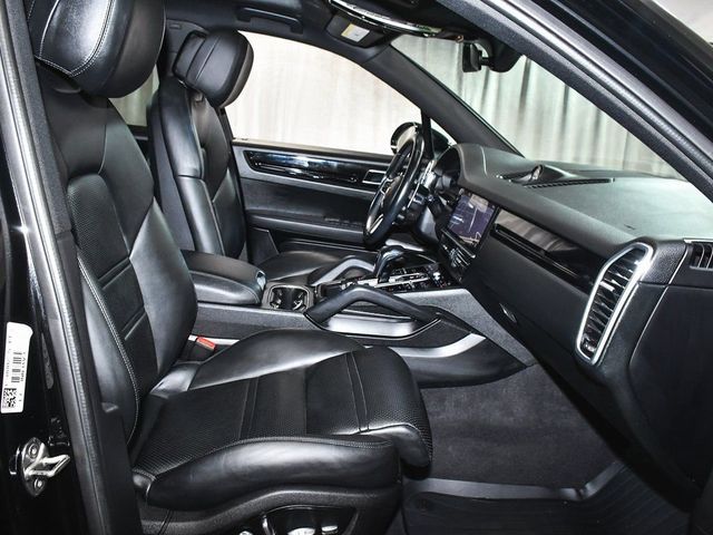 2020 Porsche Cayenne E-Hybrid Base - 23011169 - 58