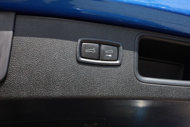 2020 PORSCHE MACAN AWD - 22943594 - 17