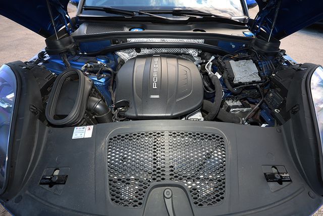 2020 PORSCHE MACAN AWD - 22943594 - 32