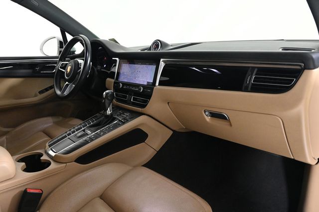 2020 Porsche Macan AWD - 22991392 - 17