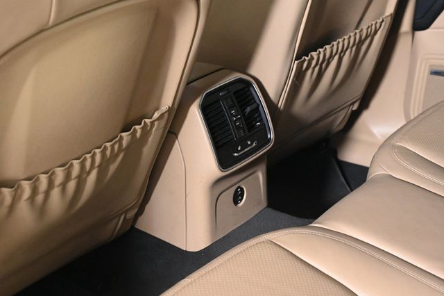 2020 Porsche Macan AWD - 22991392 - 20