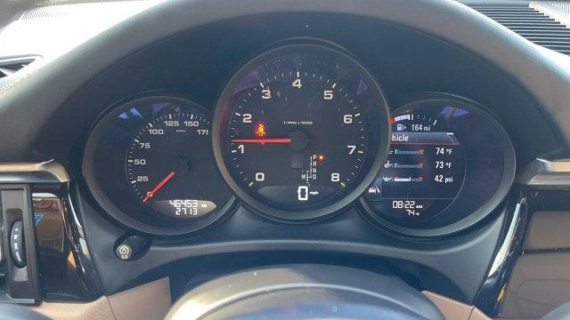 2020 Porsche Macan AWD - 23031412 - 20