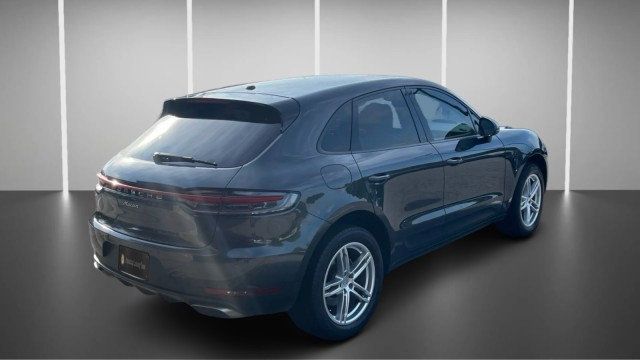2020 Porsche Macan AWD - 23031412 - 8