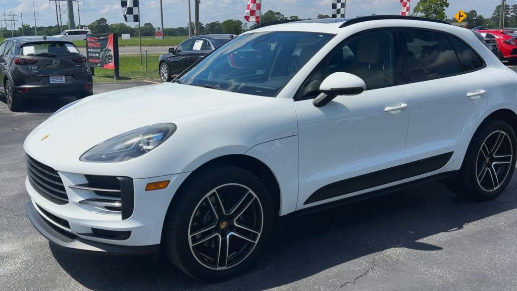 Porsche Macan AWD photo 4