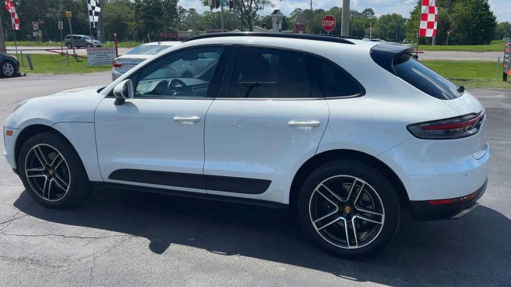 Porsche Macan AWD photo 6