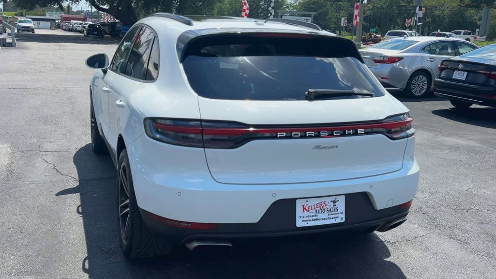 Porsche Macan AWD photo 7