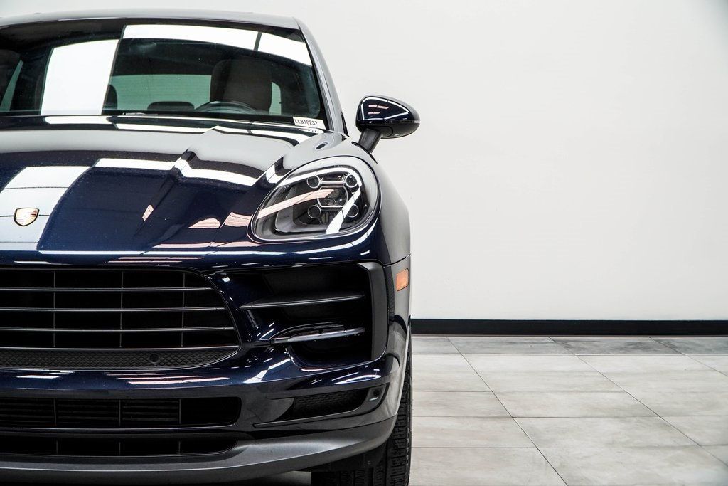 2020 Porsche Macan Base photo 4
