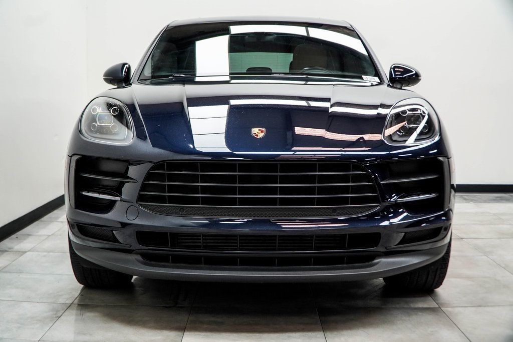 2020 Porsche Macan Base photo 3