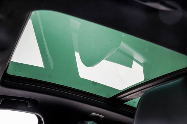 2020 Porsche Macan AWD - 22975010 - 39