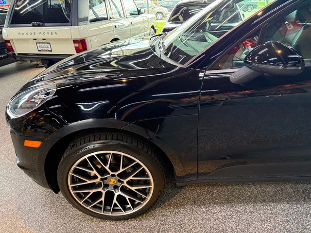 2020 Porsche Macan AWD - 22905759 - 9