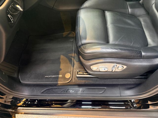 2020 Porsche Macan AWD - 22905759 - 21