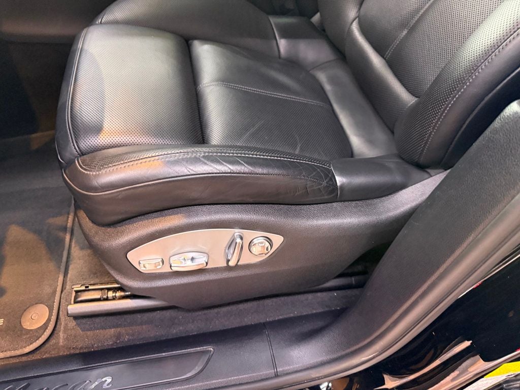 2020 Porsche Macan photo 21
