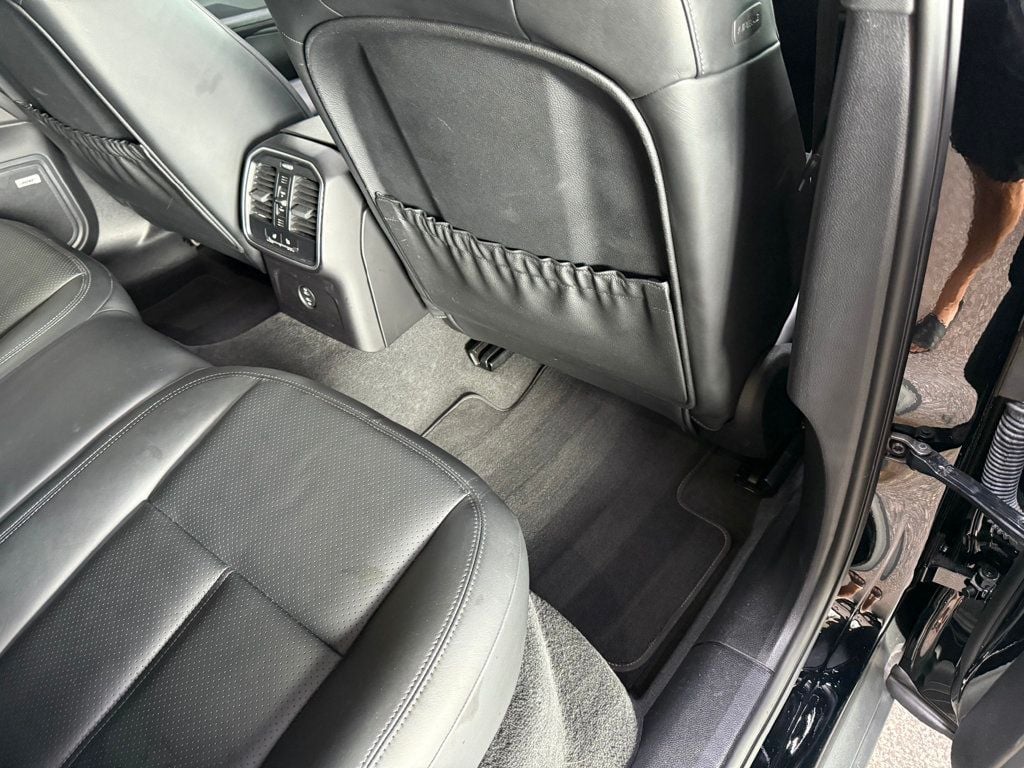 2020 Porsche Macan photo 30