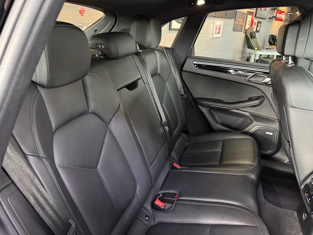 2020 Porsche Macan AWD - 22905759 - 37