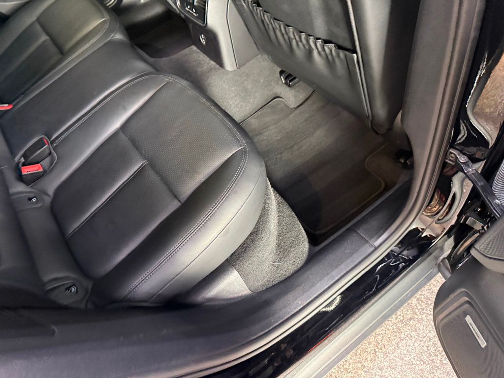 2020 Porsche Macan photo 35