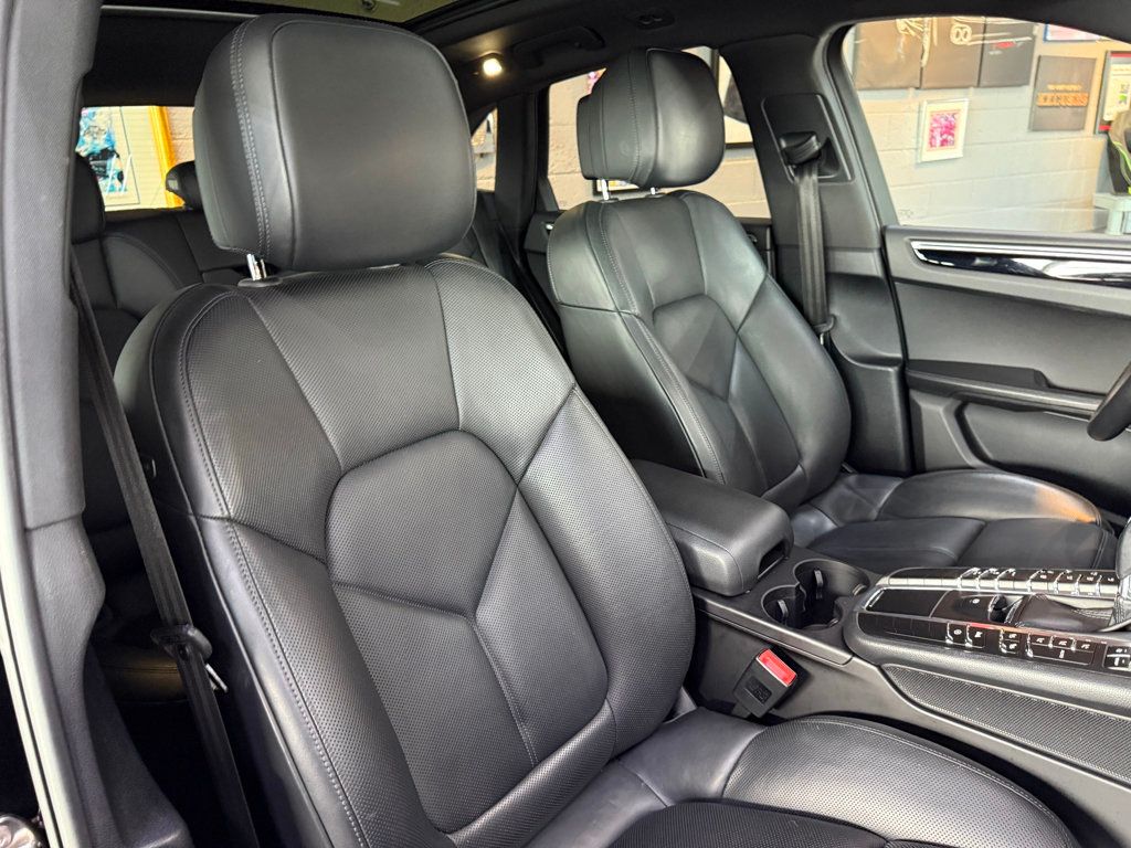 2020 Porsche Macan photo 42