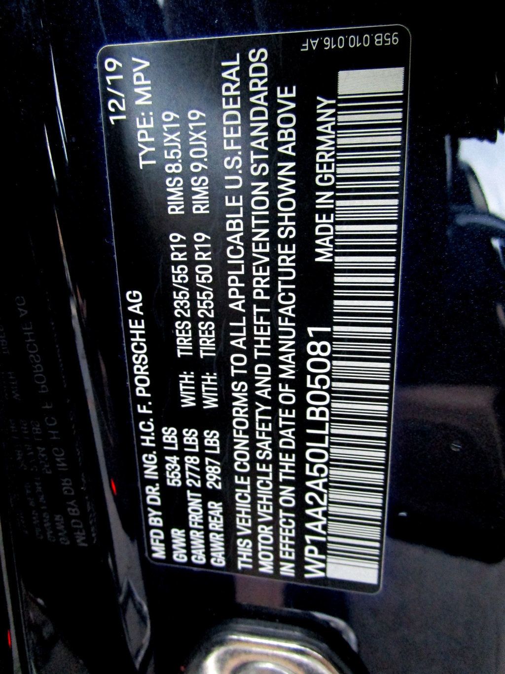 2020 Porsche Macan AWD - 22950896 - 41