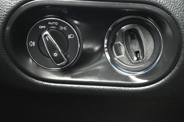 2020 Porsche Macan AWD - 23065449 - 24