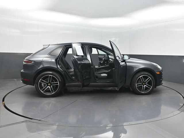2020 Porsche Macan AWD - 23065449 - 34