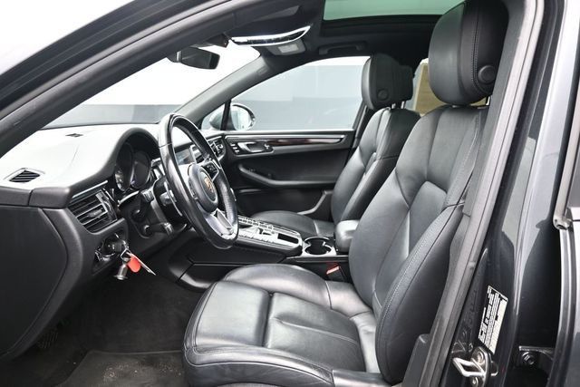 2020 Porsche Macan AWD - 23065449 - 6