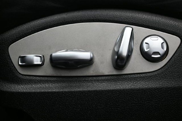 2020 Porsche Macan AWD - 23081610 - 8