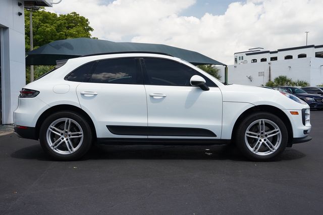 2020 Porsche Macan AWD - 23038924 - 16