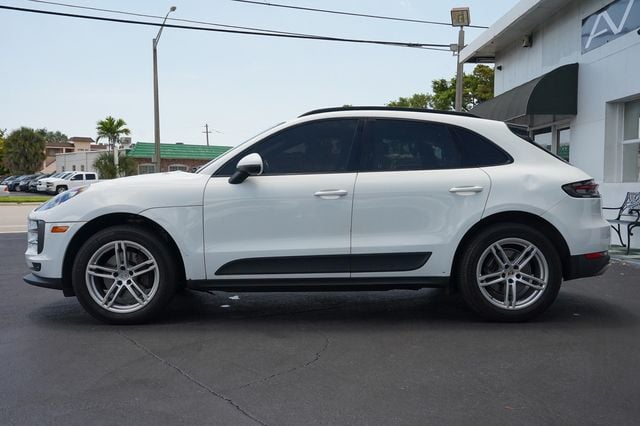 2020 Porsche Macan AWD - 23038924 - 3
