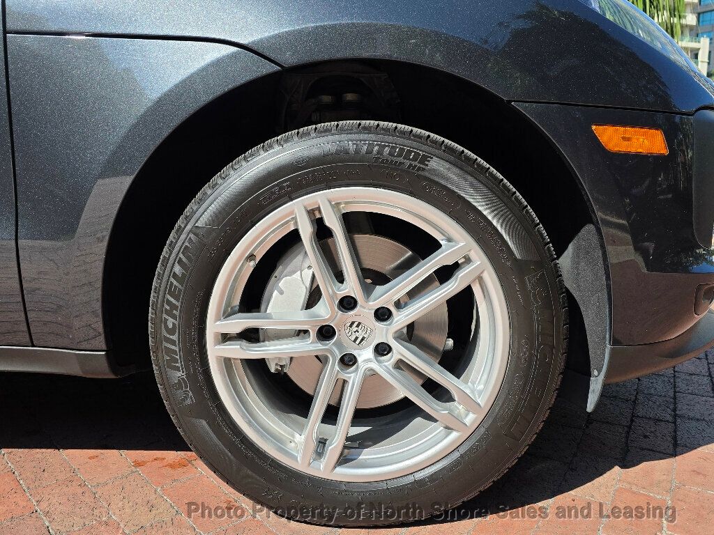 2020 Porsche Macan AWD - 22948630 - 13